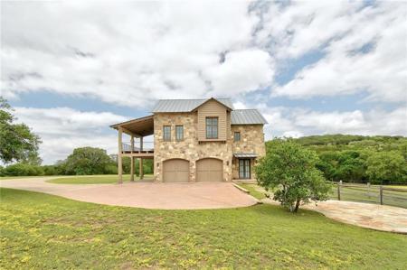 1100 Wolf Creek Ranch RD