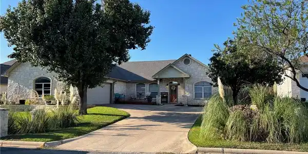 60 Augusta DR