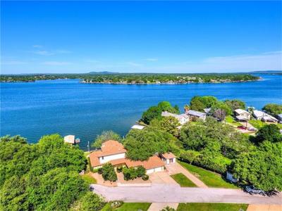 502 Shorewood Cir