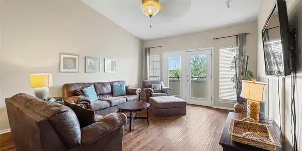 3404 American DR