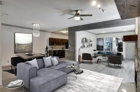 5729 N Scout Island CIR