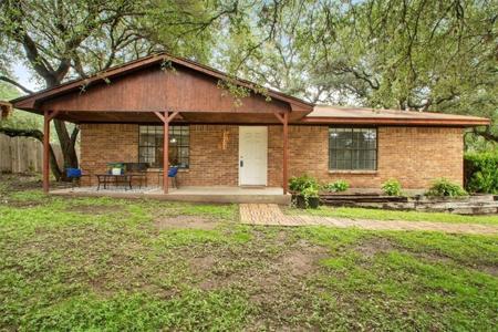 1205 Merlene DR