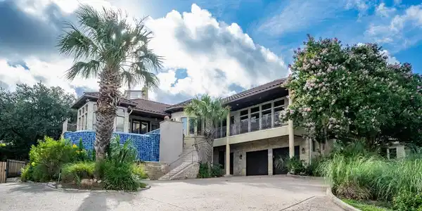 5120 Mansfield View CT