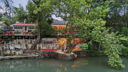 1728 Rocky RIV