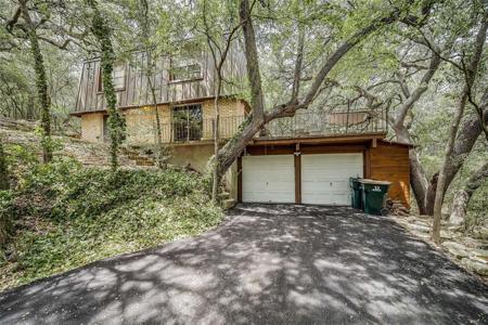 2938 Westlake CV