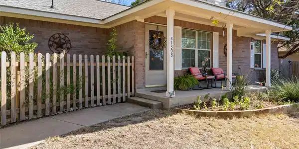 21308 Paseo De Vaca