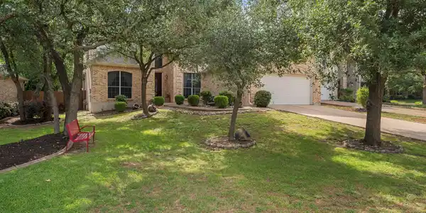 8105 Red Bird CT
