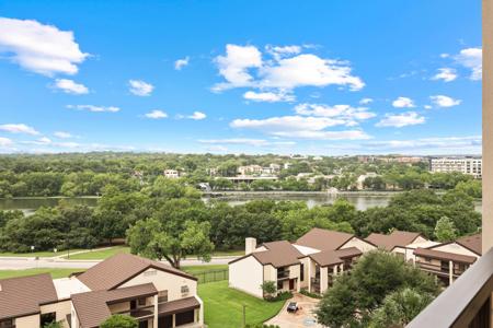 40 N Interstate 35 Highway