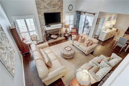 5805 BACK CT