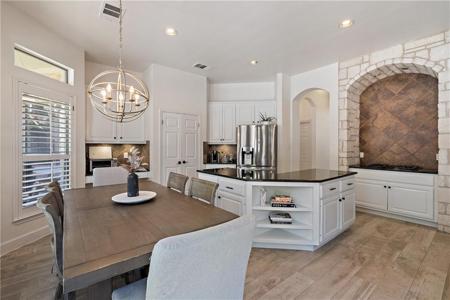 12720 Rush Creek LN