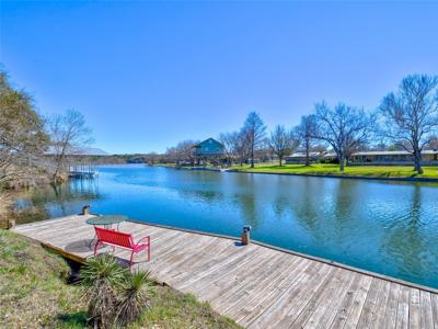 126 Lakeshore DR
