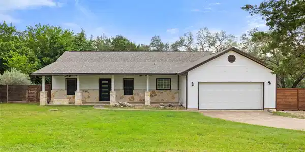 1301 S Quinlan Park RD