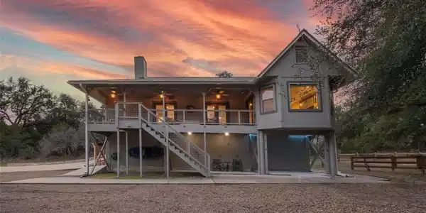 21001 Santa Rosa CV