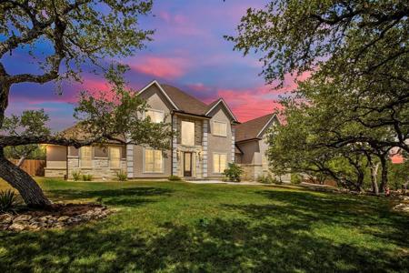 266 Cambridge DR