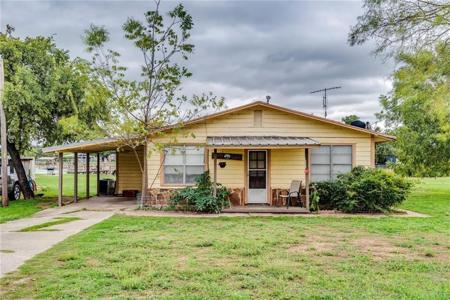 610 Pebble DR