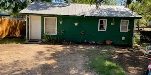 223 Sandy LN