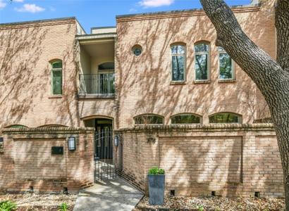 3718 Bridle PATH