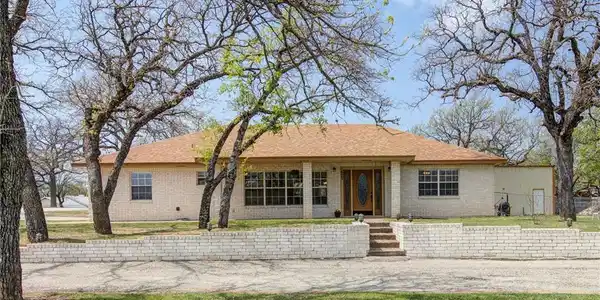 623 S Chaparral