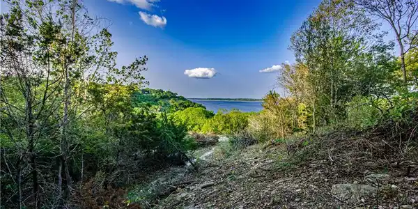 3445 Summit CIR