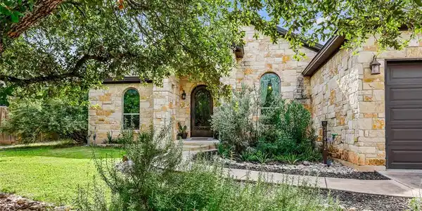 21432 Lakefront DR