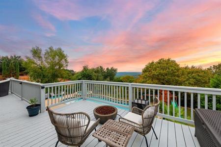 13233 Bright Sky Overlook