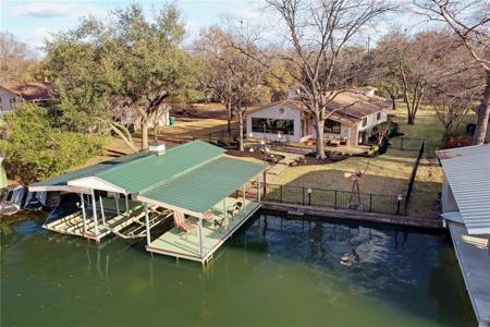 118 Bluebird CIR