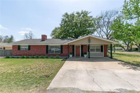 105 W Heron DR