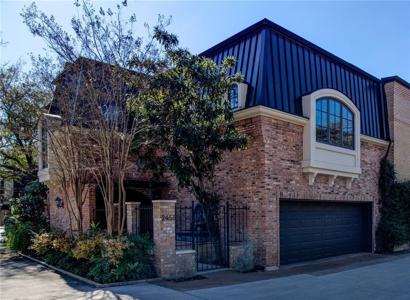 2451 Westlake DR