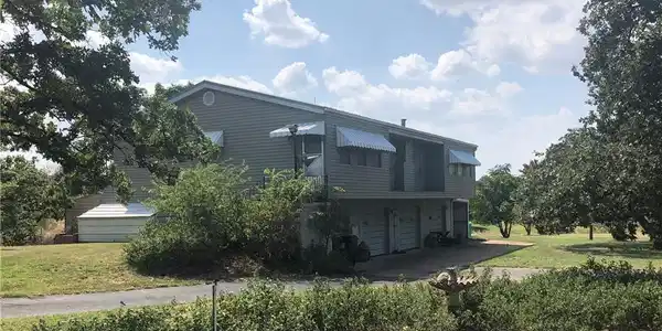 111 Bass CIR