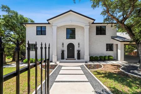 1242 Stagecoach DR