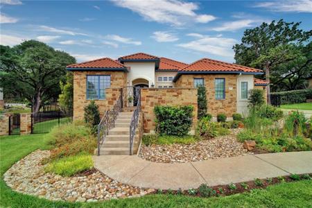2508 Arion CIR
