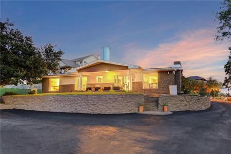 131 Dukes DR