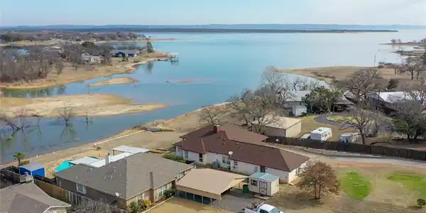 101 Fox Run CIR