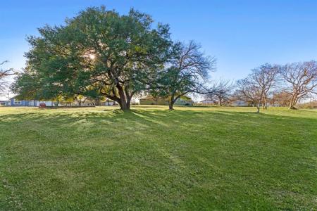 Lot 330, 331, 323, 322 Norwood DR