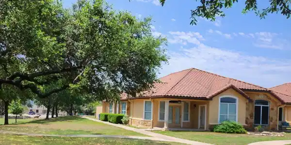 21116 Highland Lake DV