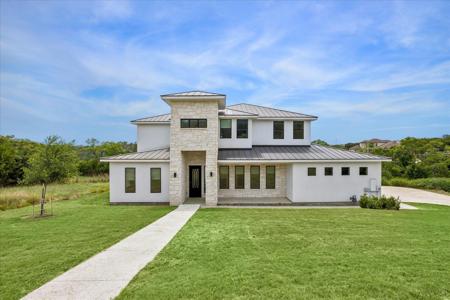 7224 Getaway DR