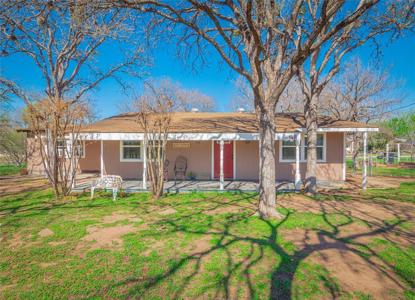 148 W Live Oak DR