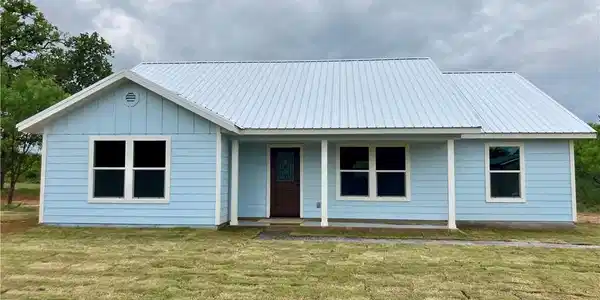 235 N Summit TRL