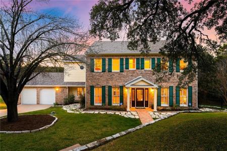 1121 Elder CIR