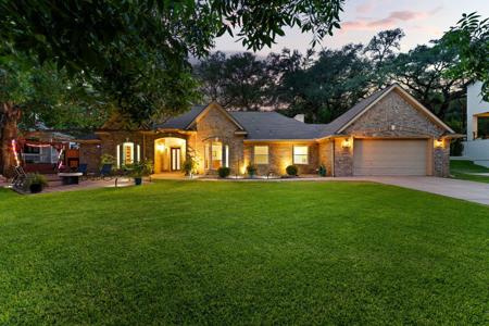 2700 Pearce RD