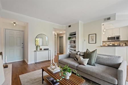6000 Shepherd Mountain CV