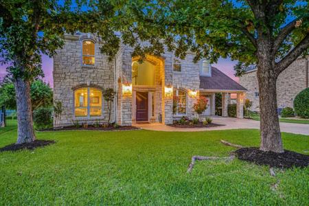 10613 Pointe View DR