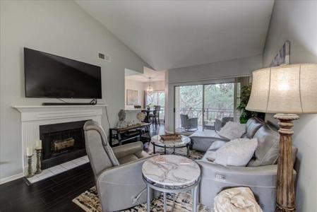 6000 Shepherd Mountain CV