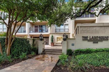 1500 Scenic DR
