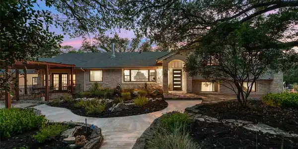 4500 Poteau CIR