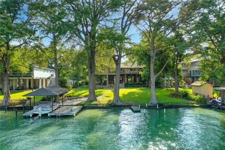 283 Lake Placid DR