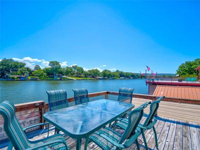 204 Riverside DR
