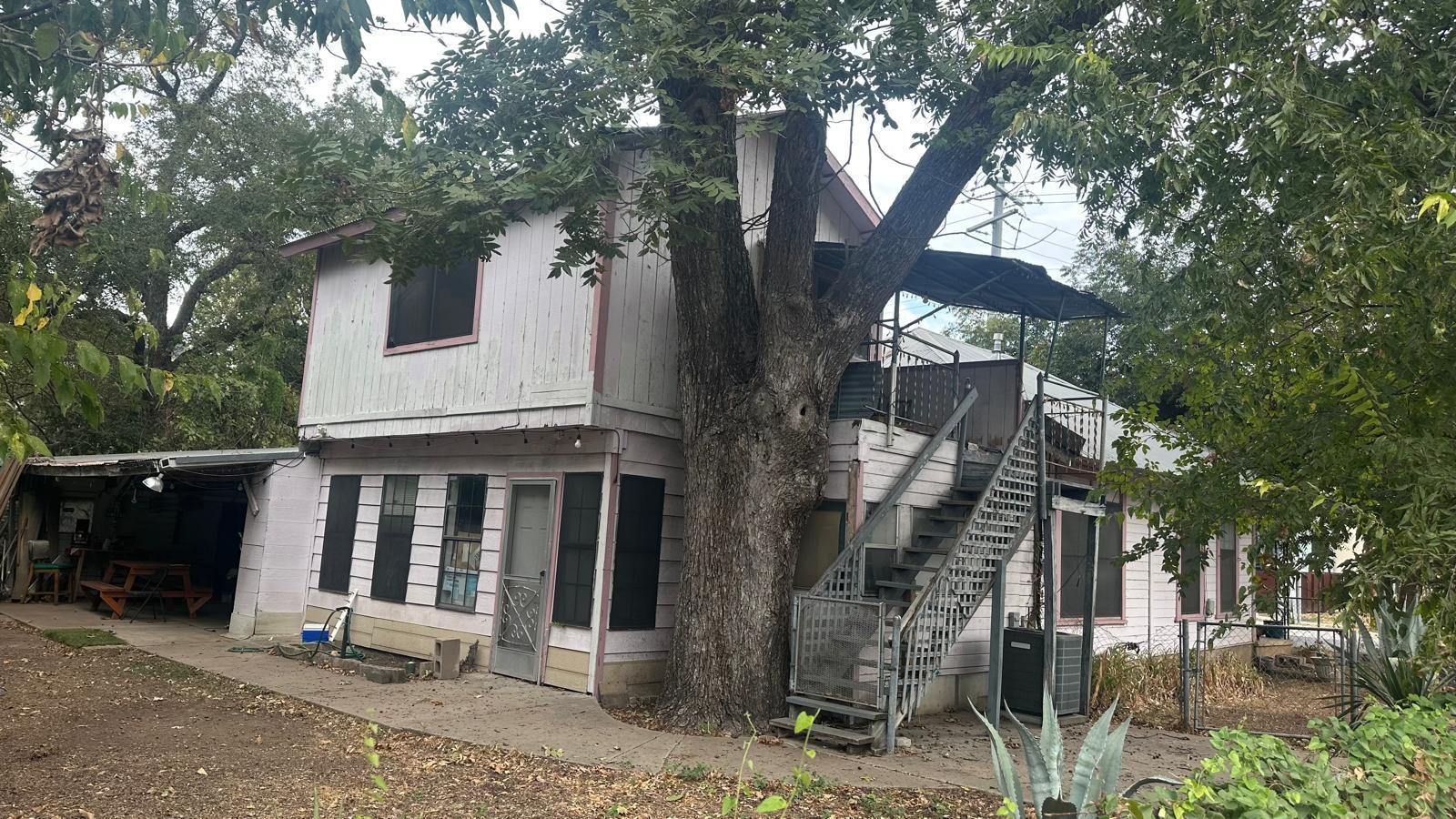 Image 1 Image 1