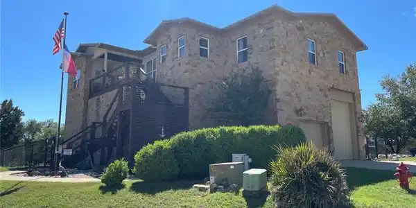 20401 Gilbert CV
