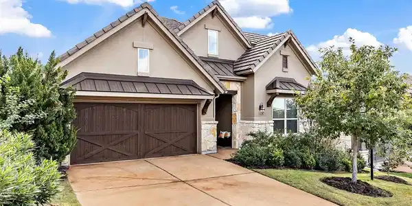 106 Maxwell WAY